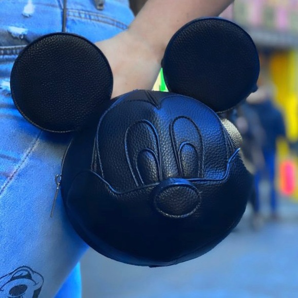 DISNEY MICKEY MOUSE x DANIELLE NICOLE 3D HEAD BAG - Picture 6 of 6
